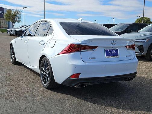 2019 Lexus IS 300 Base