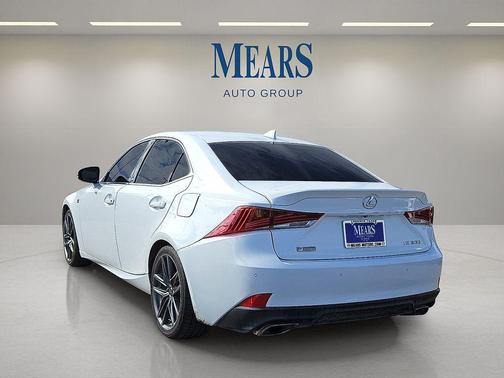 2019 Lexus IS 300 Base