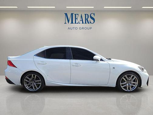 2019 Lexus IS 300 Base