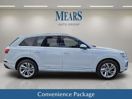 2022 Audi Q7 55 Premium Plus