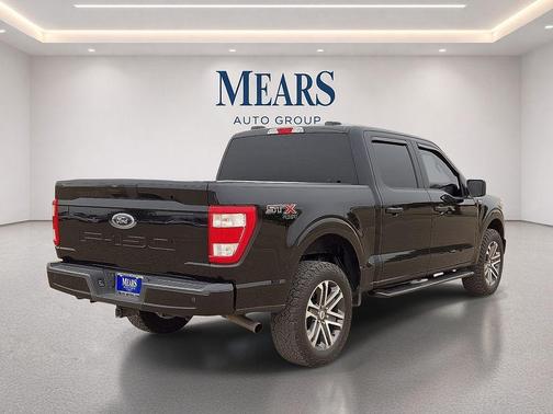 AGATE BLACK METALLIC 2022 Ford F-150 XL