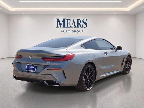 Skyscraper Grey Metallic 2023 BMW 840 i