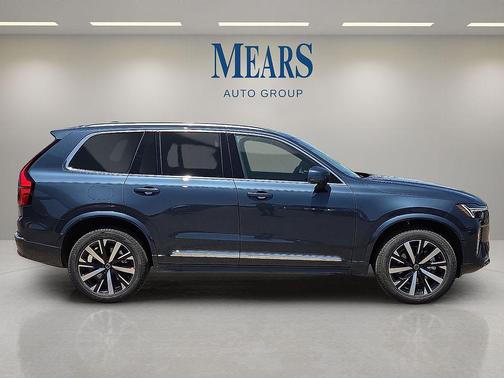 2026 Volvo XC90 B5 Core