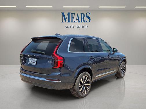 2026 Volvo XC90 B5 Core