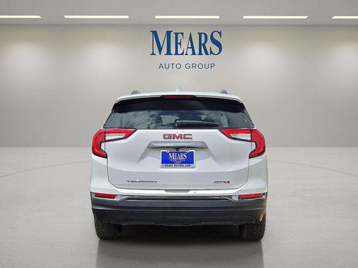 2023 GMC Terrain AWD AT4