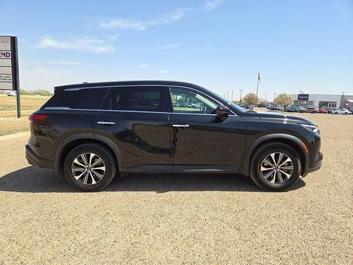 2025 INFINITI QX60 Pure