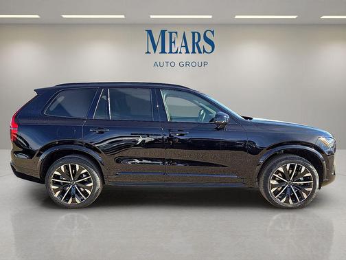 Onyx Black Metallic 2026 Volvo XC90 Ultra Dark Theme, B6 AWD Gas (mild hybrid), Gasoline, 7 Seats