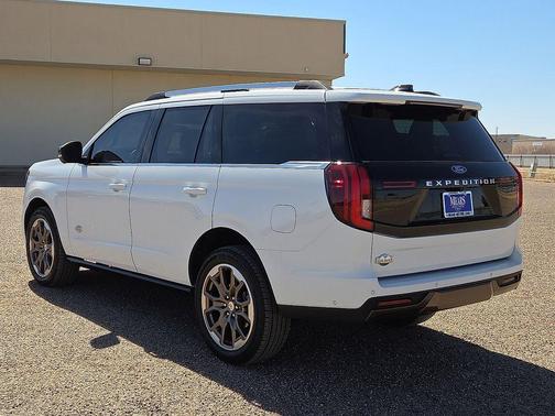 2025 Ford Expedition King Ranch