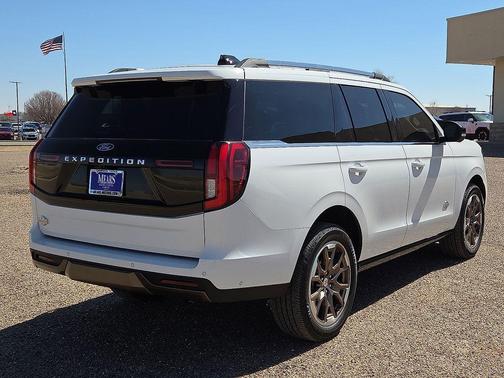 2025 Ford Expedition King Ranch