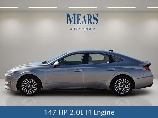2023 Hyundai SONATA Hybrid SE