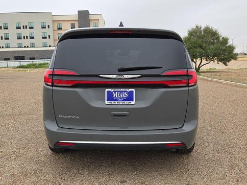Ceramic Gray Clearcoat 2023 Chrysler Pacifica Touring L