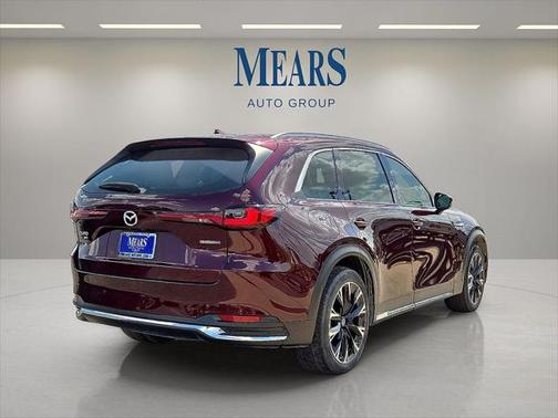 2024 Mazda CX-90 PHEV Premium Plus
