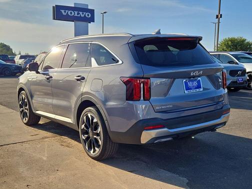 Everlasting Silver 2024 Kia Sorento SX