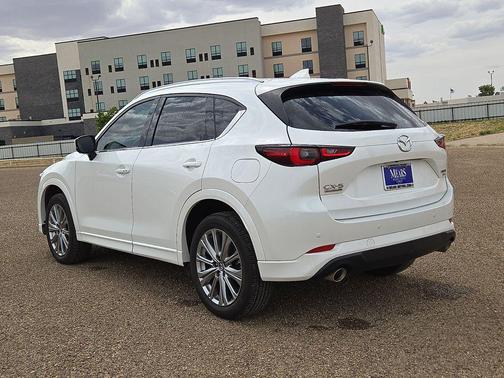 Snowflake White Pearl Mica 2022 Mazda CX-5 2.5 Turbo Signature