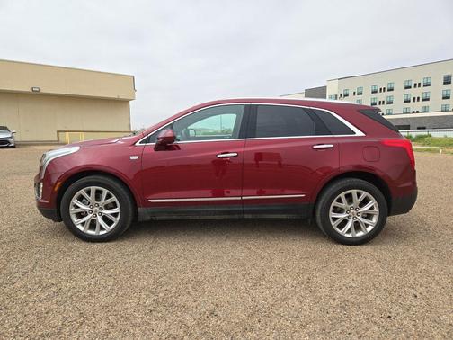 Red Passion Tintcoat 2017 Cadillac XT5 Luxury