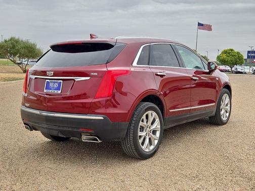 Red Passion Tintcoat 2017 Cadillac XT5 Luxury