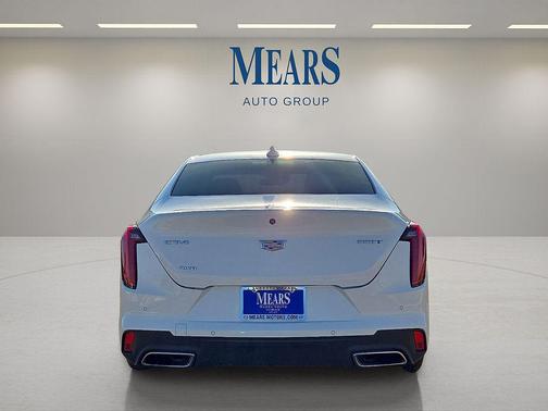 2024 Cadillac CT4 Premium Luxury