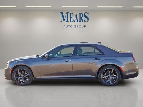 2023 Chrysler 300 S