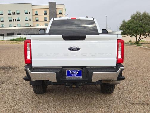 OXFORD WHITE 2023 Ford F-250 XLT
