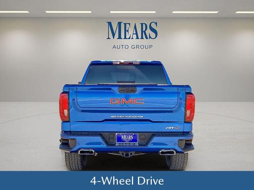 2022 GMC Sierra 1500 AT4