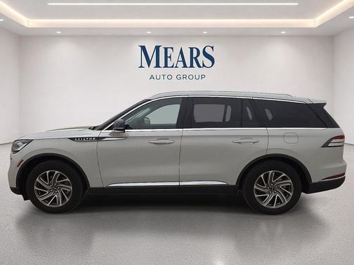 CERAMIC PEARL MET 3C 2024 Lincoln Aviator Premiere