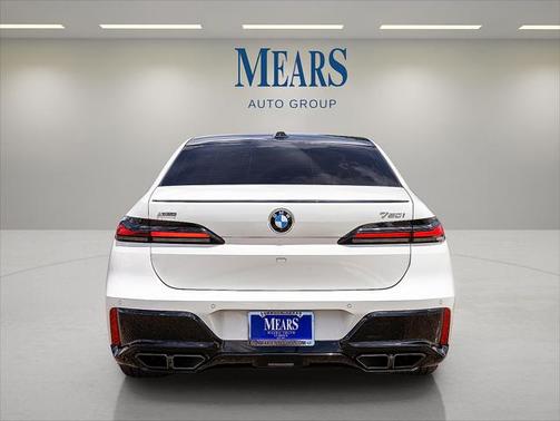 2023 BMW 760 i xDrive