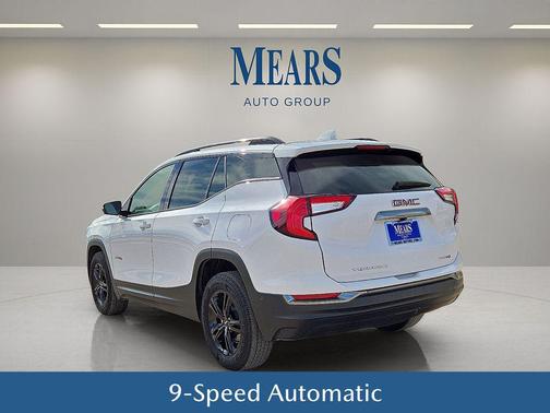 2023 GMC Terrain AWD AT4