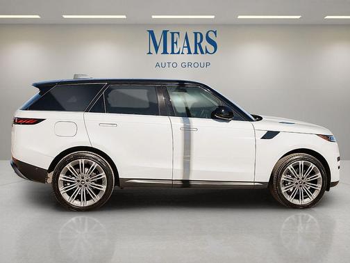 2024 Land Rover Range Rover Sport SE