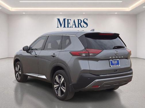 Gun Metallic 2023 Nissan Rogue SL