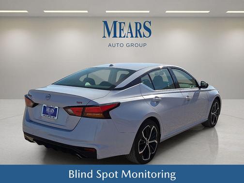 2024 Nissan Altima SR FWD