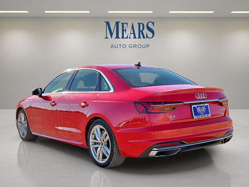 2024 Audi A4 45 S line Premium Plus