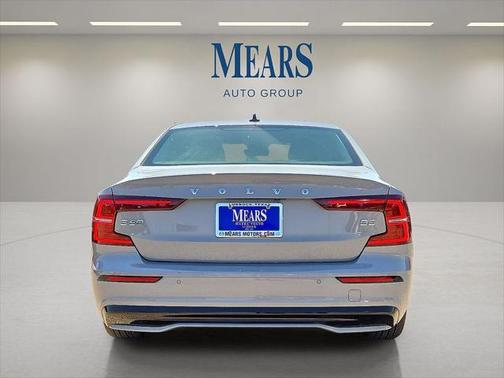 2025 Volvo S60 B5 Core