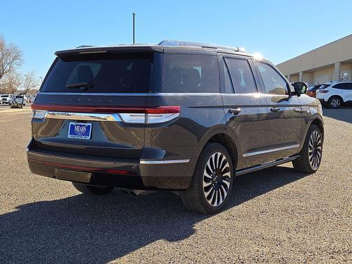 2023 Lincoln Navigator Black Label