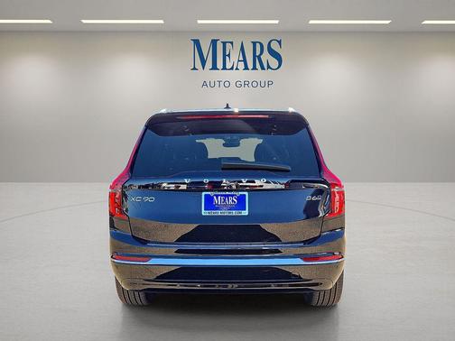 2026 Volvo XC90 B6 Ultra 7-Seater