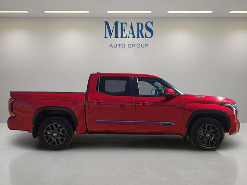 2026 Toyota Tundra Hybrid Platinum