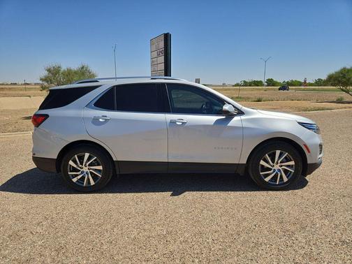 Silver Ice Metallic 2022 Chevrolet Equinox Premier w/1LZ