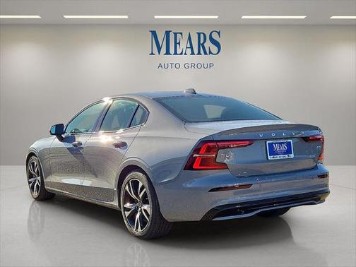 2025 Volvo S60 B5 Core