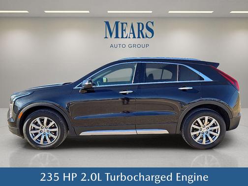 2023 Cadillac XT4 Premium Luxury