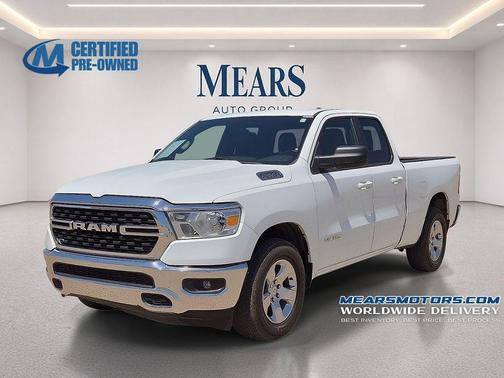 Bright White Clearcoat 2022 RAM 1500 Big Horn/Lone Star