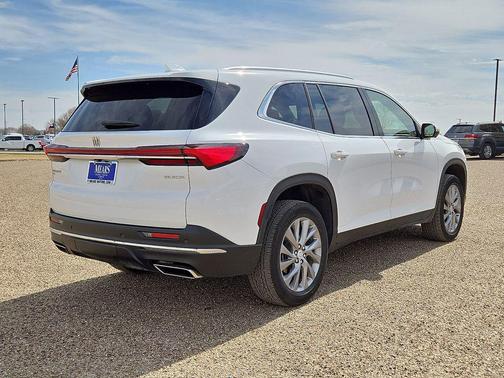 2025 Buick Enclave Preferred FWD