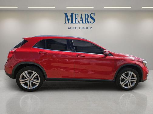 2018 Mercedes-Benz GLA 250 Base