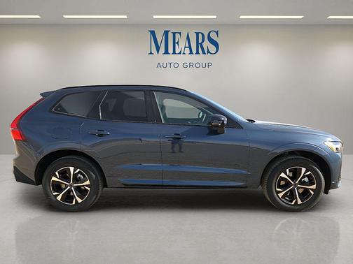 Denim Blue Metallic 2026 Volvo XC60 B5 Core