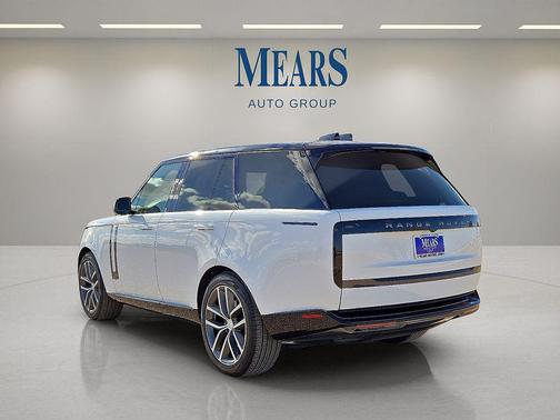 2025 Land Rover Range Rover P400 SE