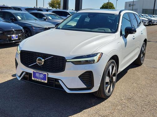 2025 Volvo XC60 Plug-In Hybrid T8 Plus