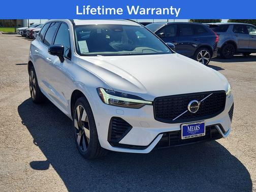 2025 Volvo XC60 Plug-In Hybrid T8 Plus