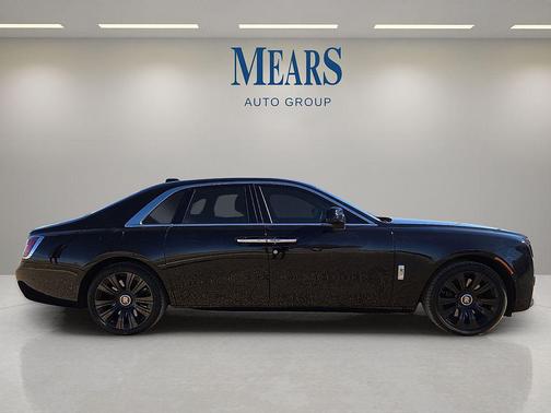 2023 Rolls-Royce Ghost 