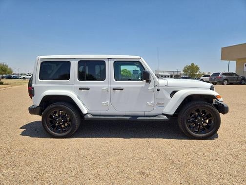 Bright White Clearcoat 2021 Jeep Wrangler Unlimited 4xe Sahara