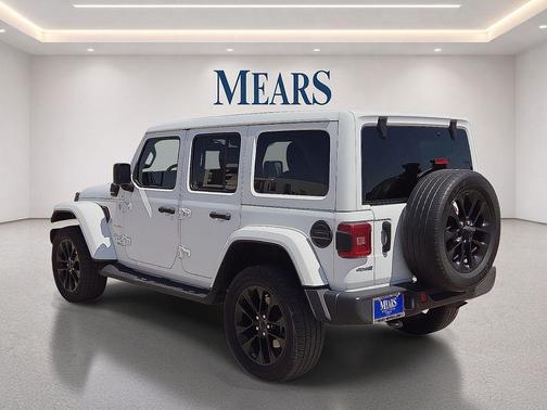 Bright White Clearcoat 2021 Jeep Wrangler Unlimited 4xe Sahara