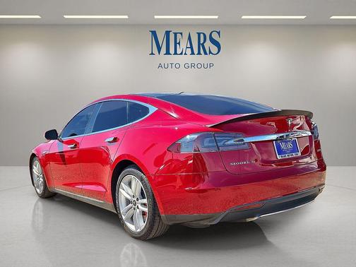 2016 Tesla Model S 