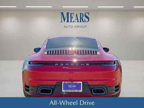 2023 Porsche 911 Carrera 4